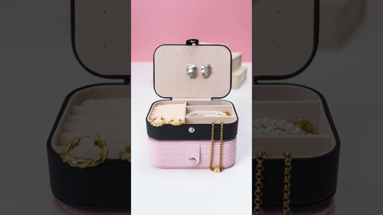 Stop tangled jewellery forever with these easy organisation hacks! #shorts #shortsfeed #jwellery