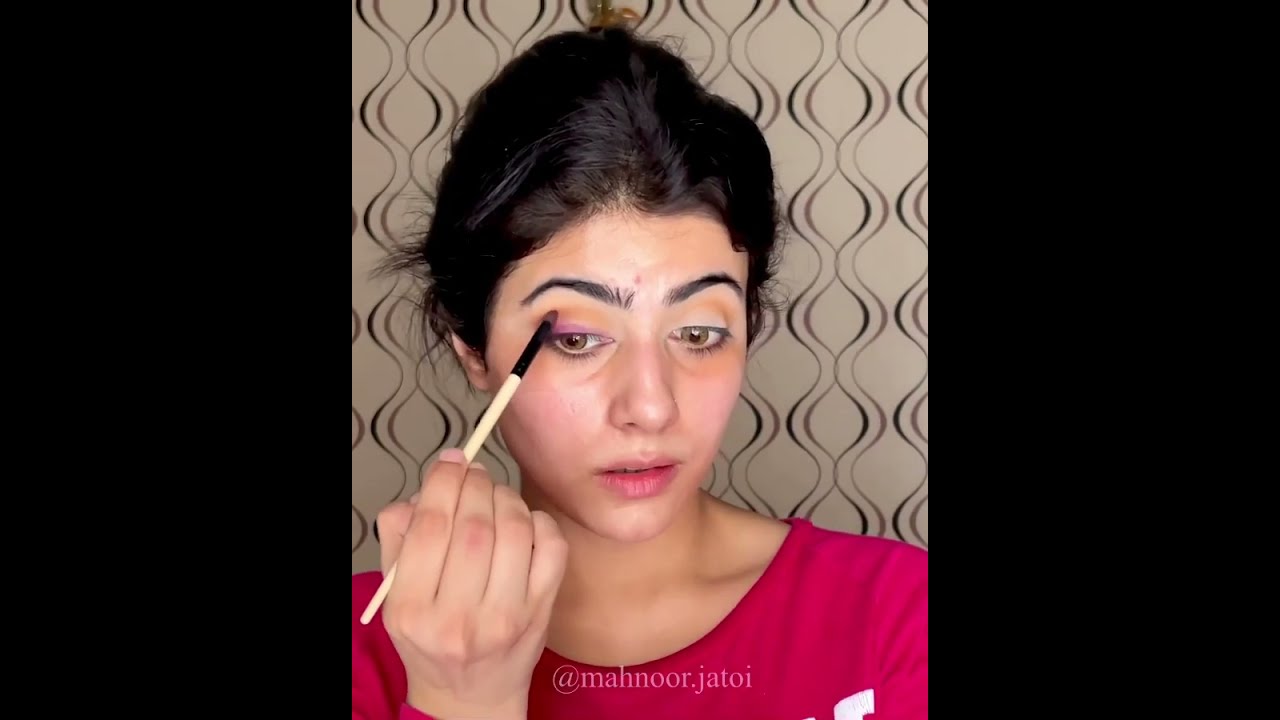 Blogger Mahnoor jatoi wore our hazel eye lens in her makeup tutorial | Best selling eye lens | 2023.